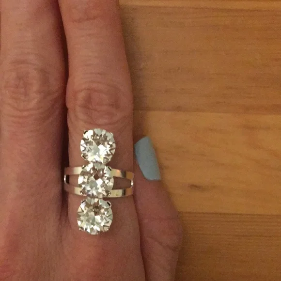 Crystal Silver Statement Ring - Picture 10 of 11